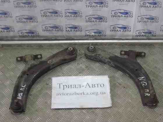 Рычаг правый Nissan Qashqai J10 2.0 БЕНЗИН MR20DE 2006 (б/у) Киев