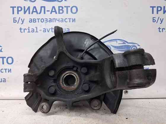 Кулак поворотный левый со ступицей Nissan Qashqai J11 1.2 БЕНЗИН HRA2DDT 2013 (б/у) Київ