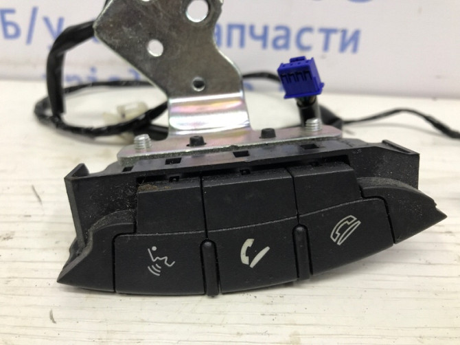Кнопки руля Mitsubishi Asx GA 1.8 DIESEL 4N13 2010 (б/у) Киев - изображение 2