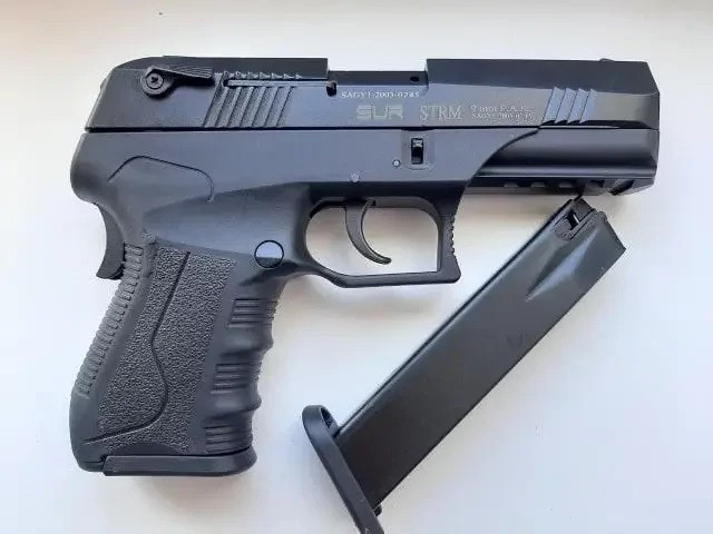 Стартовий пістолет SUR STRM із запасним магазином Вінниця - зображення 1