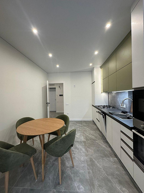 Мрія молодої сім’ї - простора квартира з гардеробною та великою кухнею Івано-Франківськ - зображення 9