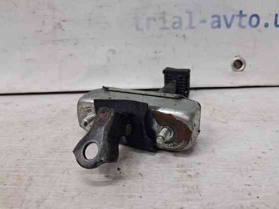 Ограничитель двери передний левый Toyota Prado J120 4.0 1GR-FE 2002 (б/у) Киев