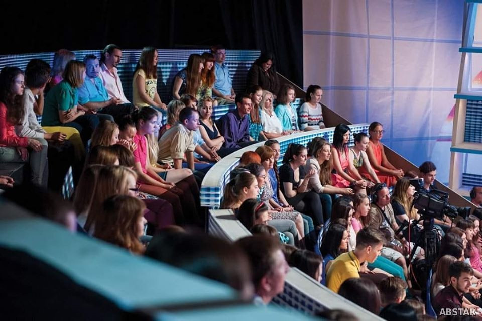 Замовити масовку для зйомок та заходів в Києві та Україні Киев - изображение 1