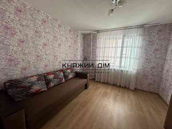 Оренда 3-х кімнатної роздільної квартири на Мінському масиві. Код об'єкта: 11198323 Київ