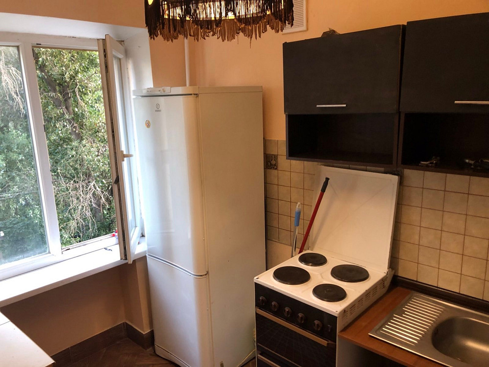 Свободна 1-к Солнечный начало техника мебель 4/9 эт зал 18м2 Дніпро - зображення 1