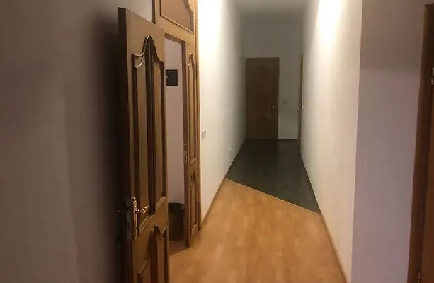 Продам. Офис. 470 м.кв. 3/3, пр.Дмитрия Яворницкого 67 Днепр - изображение 2