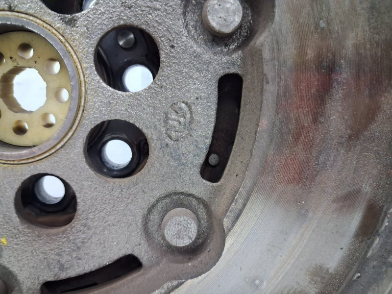 Маховик Hyundai Tucson JM 2.0 DIESEL D4EA 2004 (б/у) Киев - изображение 3