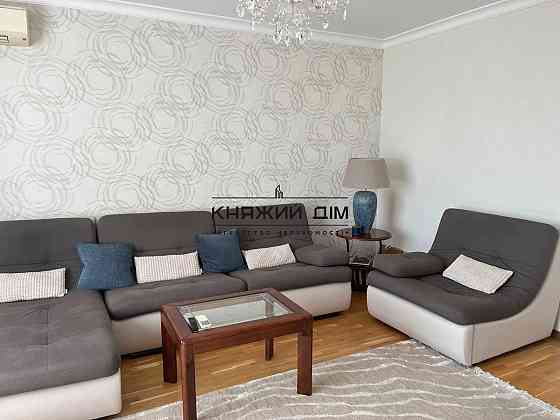 Продаж 4-кімнатна видова квартира, 125 м#178; — пр. Бажана, 16 Київ