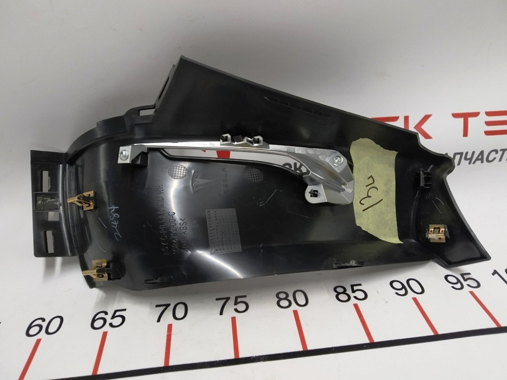 2Накладка ремня безопасности стойки С правой Tesla model S, model S REST 1024732-00-B Київ - зображення 6