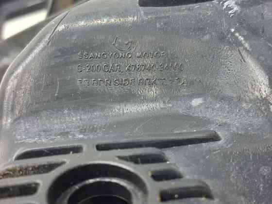 Кронштейн бампера передний правый SsangYong Korando C200 2.0 DIESEL D20DT 2010 (б/у) Киев