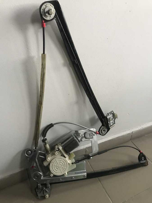 Стеклоподьемник на BMW б/у KUSTER 8252391 Киев - изображение 5