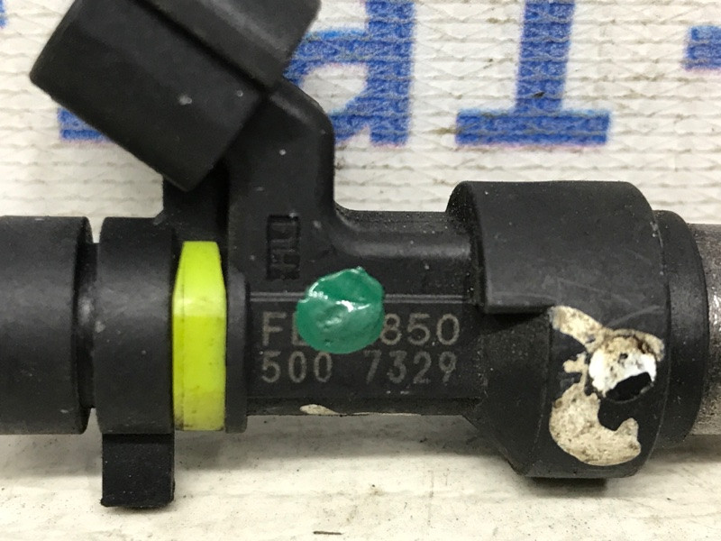 Форсунка топливная Nissan Qashqai J10 2.0 БЕНЗИН MR20DE 2006 (б/у) Киев - изображение 2