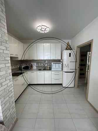 Без комісії. Є генератор! Оренда 3-х к. кв. студіо на Печерську. № 11198086 Киев