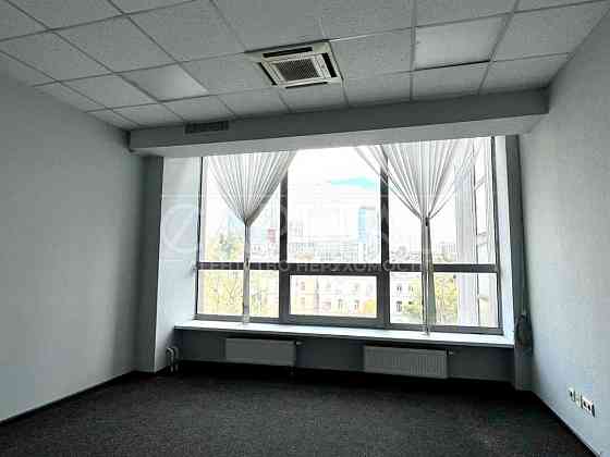 долгосрочная аренда помещения свободного назначения, здания Киев, Голосеевский, 3500 $/мес. Київ