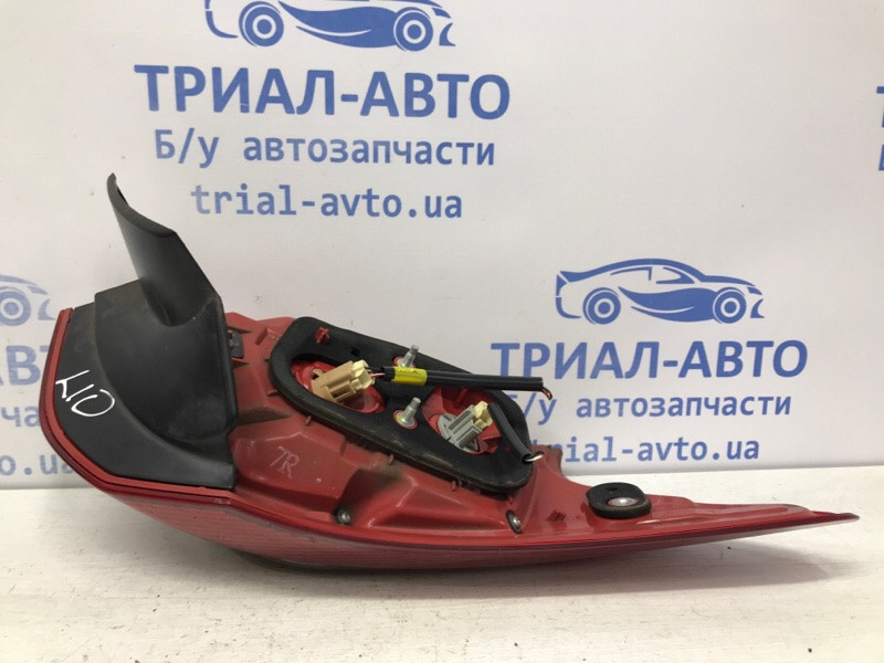 Фонарь задний внешний правый Mitsubishi Lancer 10 1.5 БЕНЗИН 4A91 2007 (б/у) Киев - изображение 7