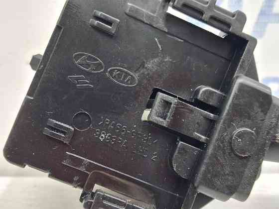 Переключатель подрулевой правый(дворники) Hyundai I30 FD 1.6 DIESEL D4FB 2007 (б/у) Киев