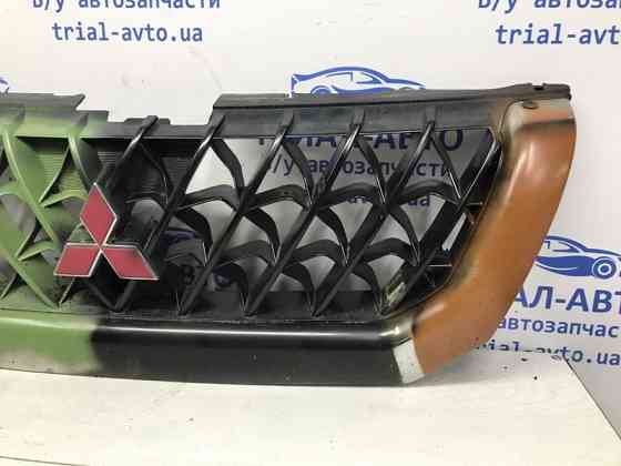 Решетка радиатора Mitsubishi Pajero Sport K9 2.5 DIESEL 4D56 1996 (б/у) Київ