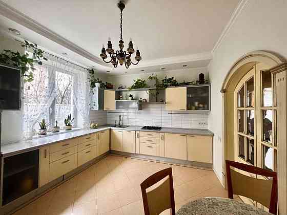 продажа 4-к дом Ровно, 245000 $ Рівне