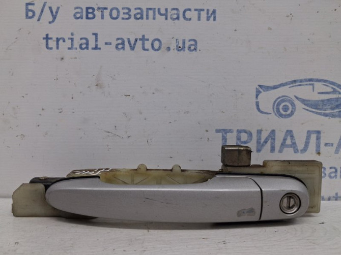 Ручка двери внешняя передняя левая Hyundai Tucson JM 2.0 DIESEL D4EA 2004 (б/у) Київ - зображення 1