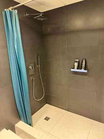 Продам. 2-к.кв. 16/22, вул.Королеви Єлизавети 2-й (Глінки) 2 «Мост Сіті». Днепр