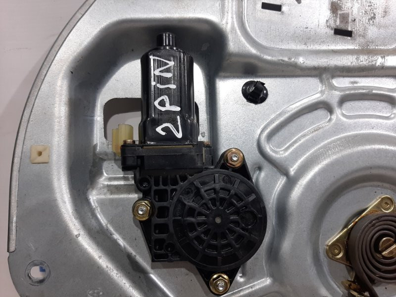 Стеклоподъемник передний правый Hyundai Tucson JM 2.0 DIESEL D4EA 2004 (б/у) Киев - изображение 2