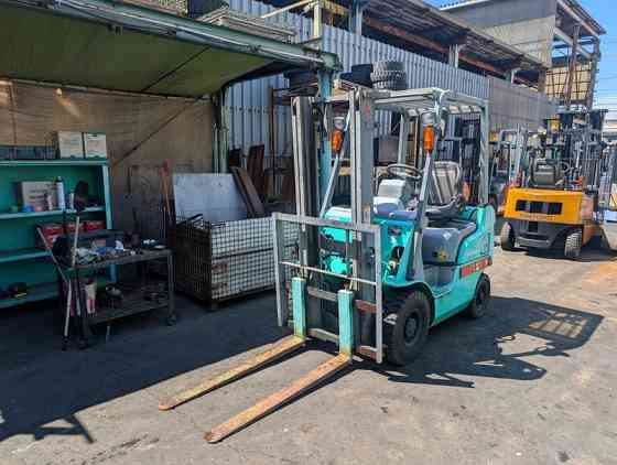 Бензиновий навантажувач Mitsubishi з напрацюванням 708 мотогодин. Модель: FG15D. Випуск 2008 року Харків