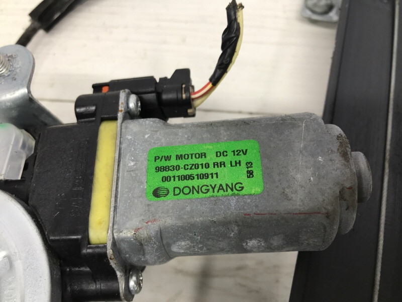Стеклоподъемник задний левый SsangYong Korando C200 2.0 DIESEL 2010 (б/у) Київ - зображення 4