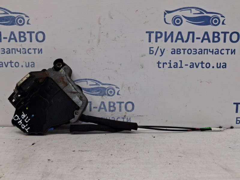 Замок двери передний правый Toyota Prado J120 4.0 1GR-FE 2002 (б/у) Киев - изображение 1