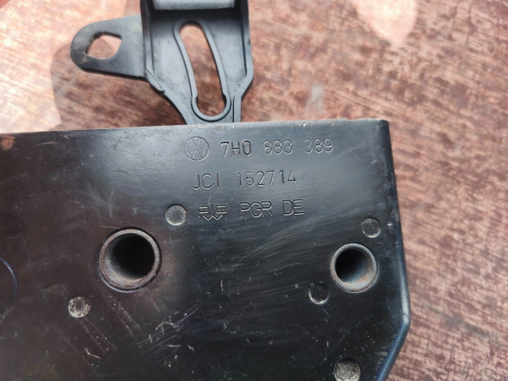 Замок сиденья VW T5 2003-2015 (7H0883389) Ковель - зображення 3