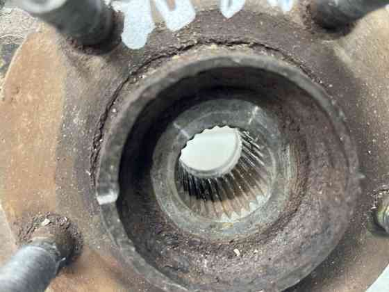Кулак поворотный правый со ступицей Mazda 3 2003-2009 BR5S-33-021 (Арт. 80214) Киев
