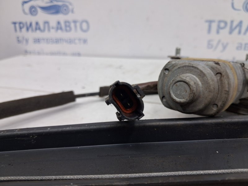 Стеклоподъемник задний правый SsangYong Rexton Y250 2.7 D27DT 2006 (б/у) Київ - зображення 3