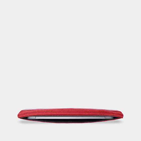 Чехол для ноутбука классический Incarne Klouz MacBook Pro 16" 2019-2025 klouz-red-pro-16 красный Киев