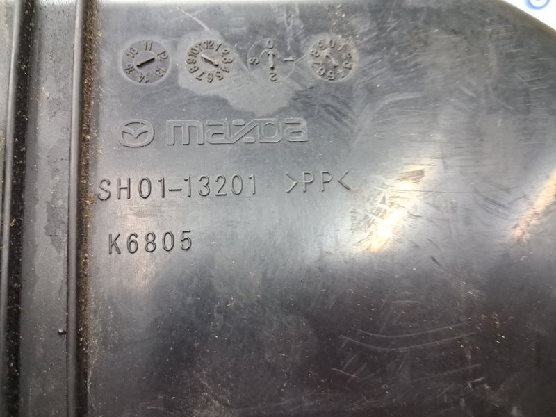 Воздухозаборник Mazda CX 5 KE 2.2 DIESEL 2011 (б/у) Киев - изображение 4