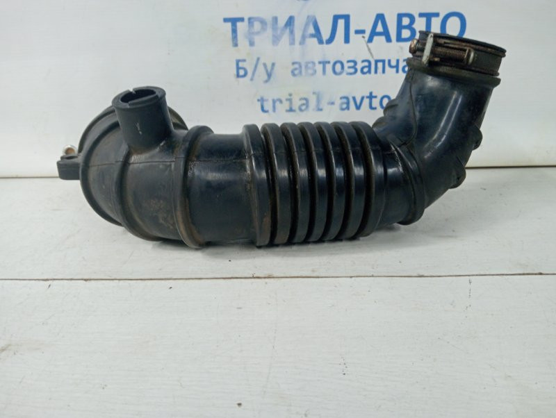 Патрубок воздушного фильтра Mitsubishi Pajero Wagon 4 3.2 ДИЗЕЛЬ 4M41 2006 (б/у) Київ - зображення 1