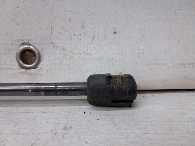 Амортизатор крышки багажника Dacia Duster HS 1.5 DIESEL K9K 2010 (б/у) Київ - зображення 2