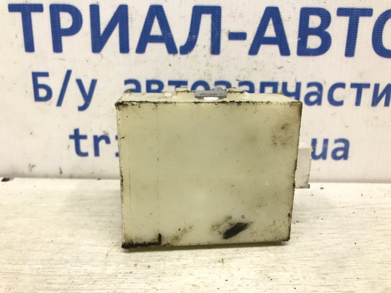 Блок управления дверьми Toyota Avensis 2002-2010 8974105050 (Арт. 37227) Київ - зображення 1