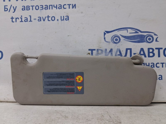 Козырек солнцезащитный левый Dacia Duster HS 1.5 DIESEL K9K 2010 (б/у) Київ - зображення 4