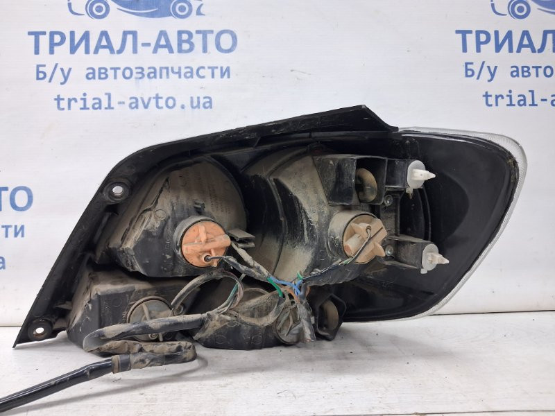 Фонарь задний внешний левый Mitsubishi Outlander CU 2.4 БЕНЗИН 4G69 2003 (б/у) Київ - зображення 4