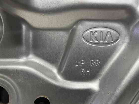 Стеклоподъемник задний правый Kia Sorento XM 2.4 БЕНЗИН G4KJ 2009 (б/у) Київ