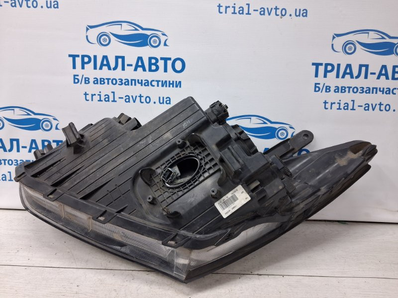 Фара правая Ксенон Hyundai Santa fe DM 2.2 DIESEL D4HB 2012 (б/у) Киев - изображение 8