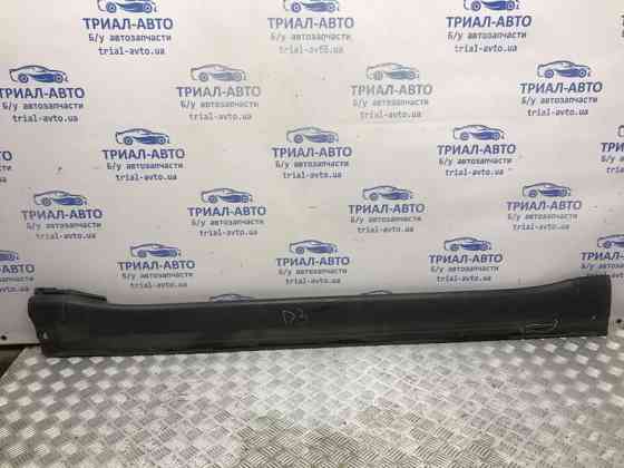 Накладка порога внешняя левая Mitsubishi Pajero Wagon 4 3.2 ДИЗЕЛЬ 4M41 2006 (б/у) Киев