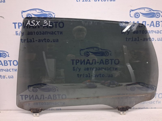 Стекло двери заднее левое Mitsubishi ASX GA 1.8 DIESEL 4N13 2010 (б/у) Київ - зображення 1