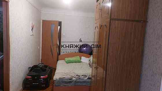 Продаж 3 кімнатна квартира м. Вокзальна КОД 21147355 Київ