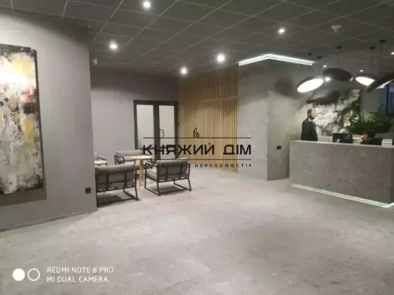 Оренда офісу 53 м#178; в БЦ «Хвиля» — 2 хвилини від метро Печерська Київ