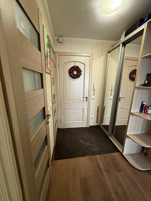 Однокімнатна, готова до проживання - з меблями та технікою Киев - изображение 5