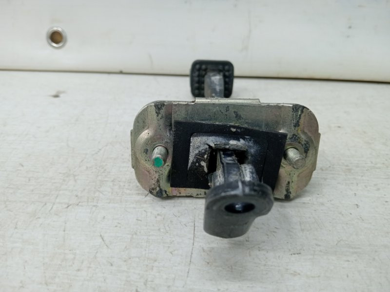 Ограничитель двери задний правый SsangYong Korando C200 2.0 DIESEL D20DT 2010 (б/у) Киев - изображение 3