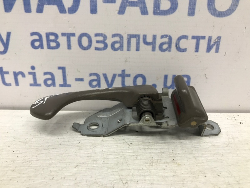 Ручка двери внутренняя левая Mitsubishi Pajero Sport K9 3.0 БЕНЗИН 6G72 1996 (б/у) Київ - зображення 2