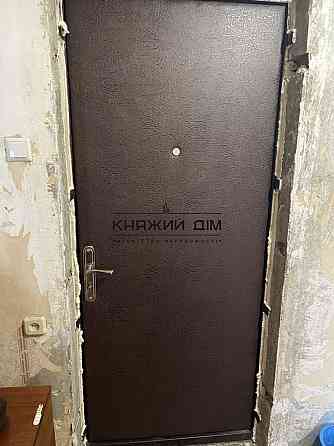 Продаж 2-х кімнатної ,вул.Вербицького .м.Вирлиця Київ
