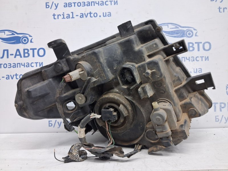 Фара левая галоген Nissan Navara D40 2.5 DIESEL YD25DDTI 2004 (б/у) Київ - зображення 5