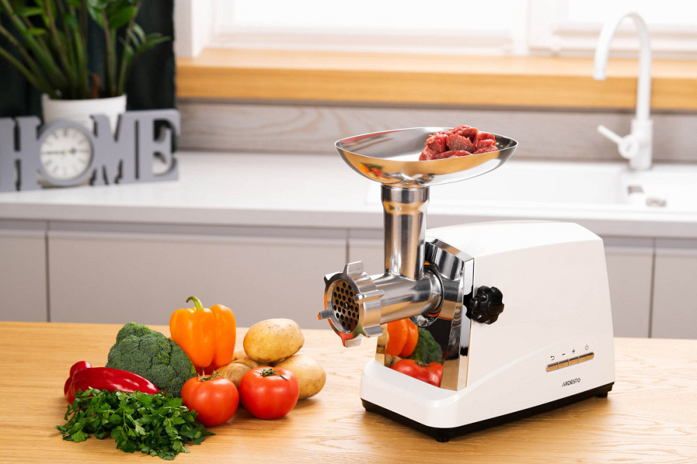 Мясорубка Ardesto MGA-2300J 1750 Вт белая Київ - зображення 1